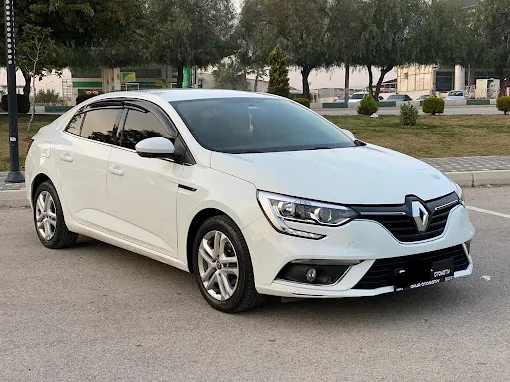 Osmaniye Sahra Otomotiv, Osmaniye – Otomobil Mezatı fotoğrafı 2