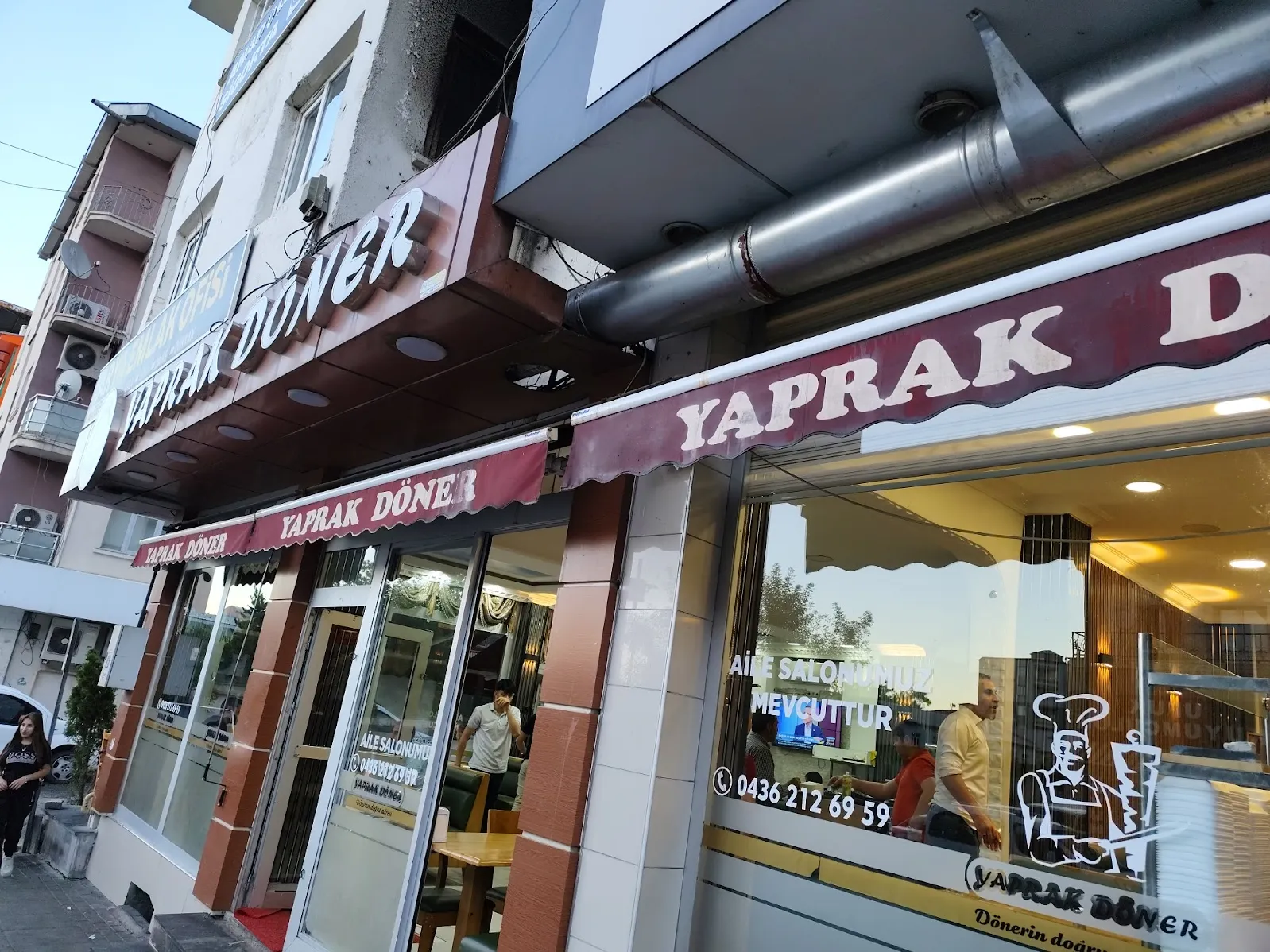 Yaprak Döner