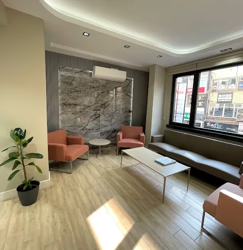Diş Hekimi İlknur Emine Özdemir, Aksaray – Diş Hekimi fotoğrafı 2
