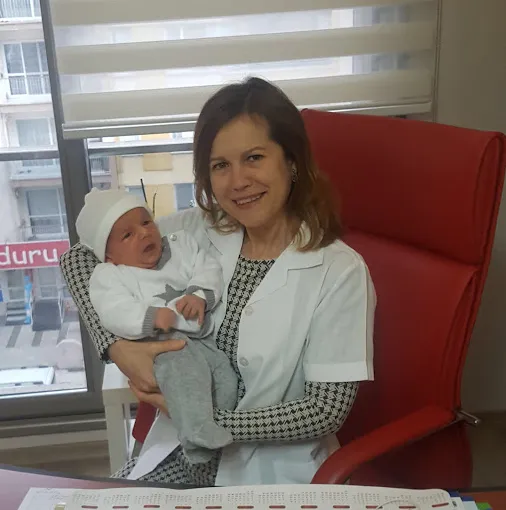 Dr. Şirin Çakıcı