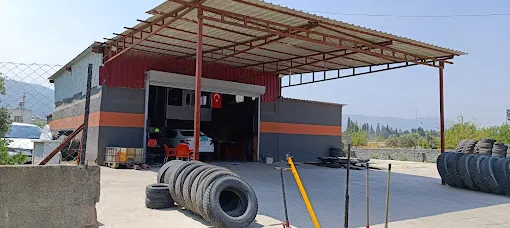 İstek Oto Lastik Ve Oto Yıkama