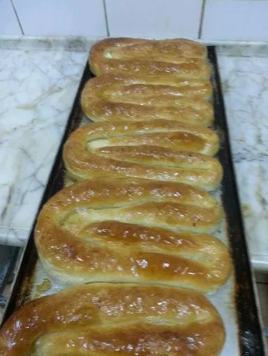 Cizre Sarıyer Börekçisi