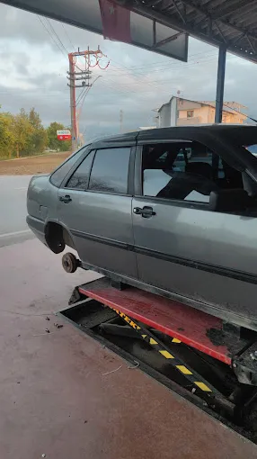 Kocaeli İzmit Başiskele Kullar Petlas Kaya Oto Lastik, Kocaeli – Oto Lastik Dükkanı fotoğrafı 3