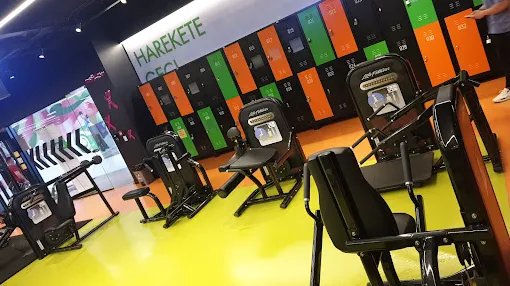 Macfit Sakarya Agora, Sakarya – Spor Salonu fotoğrafı 3